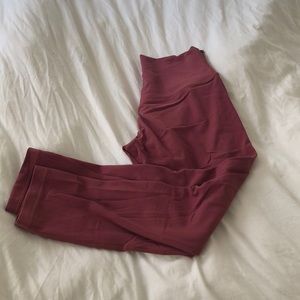 Lululemon aligns pink